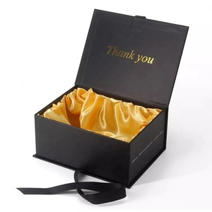 Upmarket custom cardboard boxes for packaging