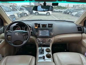 Fabriqué en Chine 2012 <span class=keywords><strong>Highlander</strong></span> 2.7L 2WD <span class=keywords><strong>5</strong></span> places Elite Véhicule d'occasion économique avec système de haute technologie pour les voyages en famille en plein air - Product Image 6