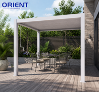 Pérgola Moderna Motorizada de Aluminio con Sistema de Techo de Láminas Ajustables para Patio Exterior, Jardín y Espacios de Vida al Aire Libre