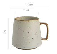Vente chaude Tasse à café en céramique au design rétro moderne Motif simple nordique Logo personnalisable Capacité 301-400 ml Lave-vaisselle Micro-ondes