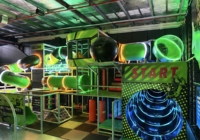 Solutions d'usine abordables : Aire de jeux intérieure et parc de trampolines entièrement personnalisables pour les marchés mondiaux