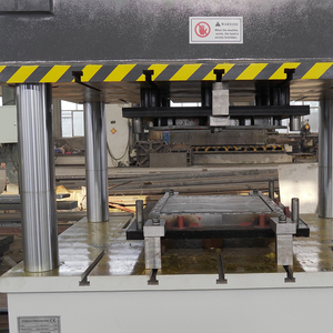 Prensa Hidráulica de 315 Toneladas para Estampado de Señales de Tráfico de Acero Inoxidable y Aleación de Aluminio - Product Image 6