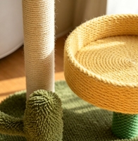 Arbre à chat multifonctionnel en sisal avec griffoir en forme de cocotier tropical, masseur en forme de cactus et coussin rond doux pour chat