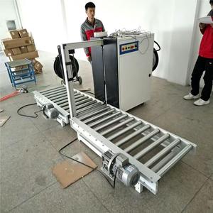 Máquina <span class=keywords><strong>flejadora</strong></span> automática de arco grande para flejado de palés con cinta de plástico PP, <span class=keywords><strong>Transpack</strong></span>, con cinta de transporte - Product Image 4
