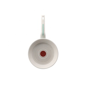 Poêle à frire commerciale antiadhésive en aluminium forgé avec technologie Thermo-Spot intégrée, compatible induction, 24 cm, modèle allemand européen - Product Image 3