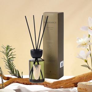 Sofisticato Diffusore di Aromi Senza Fiamma da 200ml <span class=keywords><strong>con</strong></span> <span class=keywords><strong>Oli</strong></span> <span class=keywords><strong>Essenziali</strong></span> Naturali a Lunga Durata per un'Atmosfera Accogliente in Casa - Product Image 1