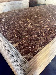 Superficie terminada E0 E1 4*8 pies 12mm 15mm 18mm tableros de copos de pino de álamo a granel tablero de aglomerado OSB 3 para uso en edificios y muebles - Product Image 6