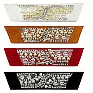 Accessoires personnalisés pour sandales tissées en perles de <span class=keywords><strong>diamant</strong></span>, traitement semi-fin des empeignes de pantoufles en strass - Product Image 1