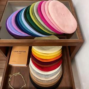 Automne hiver couleur unie décontracté laine large bord Vintage adulte chaud style peintre laine tricot chapeau cachemire béret pour femmes - Product Image 2