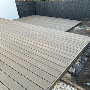 Exterior Wpc acanalado impermeable Wpc revestimiento <span class=keywords><strong>de</strong></span> pared decorativo al aire libre Panel <span class=keywords><strong>de</strong></span> revestimiento <span class=keywords><strong>de</strong></span> pared revestimiento Exterior <span class=keywords><strong>de</strong></span> pared - Product Image 6