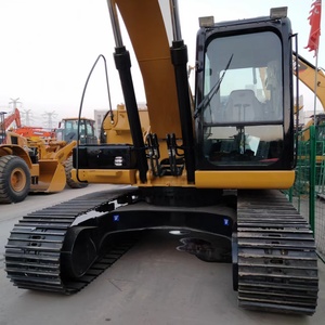 Excavatrice sur chenilles d'occasion Caterpillar 320D2 de 20 tonnes pour petits et moyens chantiers d'excavation, à bas prix, avec chenilles en caoutchouc 320D 320 - Product Image 6