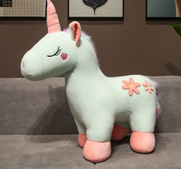 Peluche personnalisée Cheval Arc-en-ciel, jouet en peluche doux, poupée mignonne, coussin Cheval Arc-en-ciel coloré pour enfants, cadeau et décoration intérieure