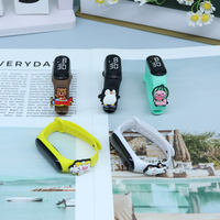 Montre numérique LED étanche en plastique, vente en gros d'usine 2026, pour enfants, étudiants, hommes et femmes
