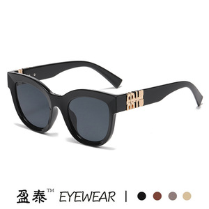 แว่นกันแดดทรงแมวตาแมว Yingtai รุ่น M ป้องกันรังสียูวี 400 กรอบพลาสติกผสมโลหะ แฟชั่นสำหรับผู้หญิง สไตล์สตรีท - Product Image 1