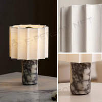 Lampe de table LED moderne et simple en marbre avec base en marbre pour la lecture au chevet, l'éclairage des restaurants et salons, et l'utilisation en chambre d'hôtel