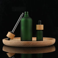 Flacons compte-gouttes en verre givré vert pour cosmétiques en bambou, contenants d'emballage pour huiles essentielles, 10 ml, 15 ml, 30 ml, 50 ml, 100 ml