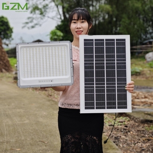 Foco Solar Exterior 900LED´s - Importadora De Iluminación Y Electrónica