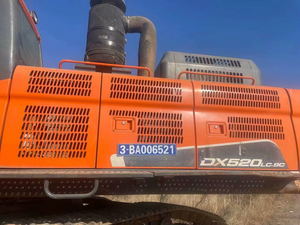 Excavadora Usada Doosan DX520LC-9C, Motor Diésel, Sistema Hidráulico, Cucharón de 3.2m, 257KW de Potencia, Pocas Horas de Uso, 52 Toneladas - Product Image 6