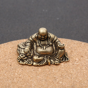 Pendentif en laiton en forme de Bouddha, breloque thématique pour la maison, porte-clés Feng Shui, ornement artisanal portable, religion bouddhiste, cadeau unisexe - Product Image 2