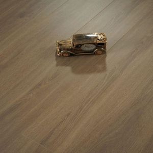 Chine 12mm Hdf imperméable <span class=keywords><strong>Parquet</strong></span> chêne bleu cendre brillant <span class=keywords><strong>gris</strong></span> <span class=keywords><strong>foncé</strong></span> sol stratifié <span class=keywords><strong>gris</strong></span> clair - Product Image 3