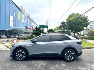 Usado, 2022, para ID.4 Crozz, SUV de 5 puertas y 5 asientos, con volante a la izquierda, asientos de cuero, interior oscuro, neumáticos R19, emisiones ID.4 VI - Product Image 3