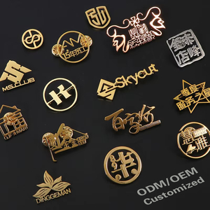 Broches et badges en acier inoxydable personnalisables en usine, logos d'entreprise creux, émail souple, dé<span class=keywords><strong>coupe</strong></span>, gravure, incrustation de diamants - Product Image 1