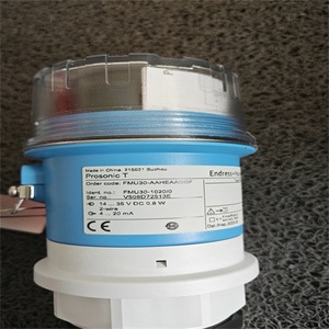 Capteur de niveau ultrasonique Endress+Hauser Prosonic T FMU30-AAHEAAGGF 2 fils 14-35 V CC pour utilisation en machine-outil - Product Image 1