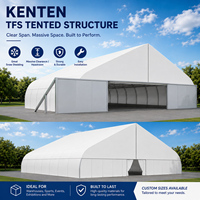 Tente de stockage industrielle préfabriquée de 1600 m² avec arche de 4 m de hauteur, structure en aluminium et bâche camouflage