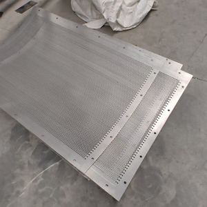 แผ่นตะแกรงลายฉลุ ผลิตจากสแตนเลส คาร์บอนสตีล และอะลูมิเนียมอัลลอยด์ ทนทาน ผ่านกระบวนการอะโนไดซ์ ใช้สำหรับพื้นอาคาร โกดัง ป้องกันการกัดกร่อน - Product Image 3