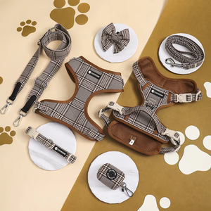 Individuell Anpassbares Reflektierendes Taktisches Anti-Zug Geschirr für Große Hunde, Robustes Oxford-Hundegeschirr mit Leine und Halsband im Set für das Haustiertraining - Product Image 3