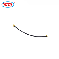 Prise mâle MMCX à angle droit à 90 degrés vers la cloison femelle SMA pour câble rf RG174 Pigtail Jumper câble d'extension