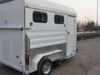 Remorque de transport de chevaux en aluminium à chargement par l'angle, pour l'équitation