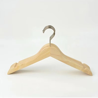 Cintre en bois naturel 360 °   Crochet rotatif doré/argenté avec logo personnalisé, antidérapant, pour rangement de vêtements dans la garde-robe