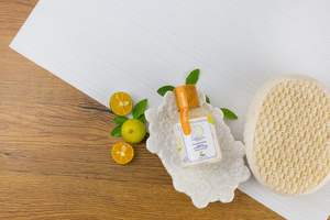 ครีมอาบน้ำ100มล. สูตรผลิตภัณฑ์ดูแลส่วนบุคคลของคนไทยพร้อมน้ำหอมสำหรับทำความสะอาดร่างกายทุกวัน - Product Image 6