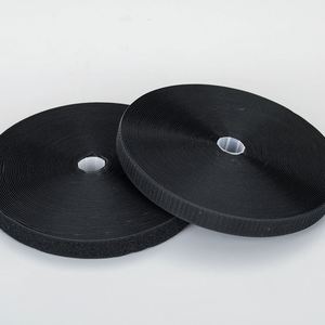 Ruban auto-agrippant noir et blanc réutilisable pour vêtements, sacs à dos et câbles – Rouleau de ruban tissé – Meilleure vente – Haute qualité - Product Image 2