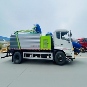 Véhicule de nettoyage de tunnels routiers Dongfeng 4*2, véhicule de nettoyage de tunnels par aspiration, camion de lavage de tunnels - Product Image 5
