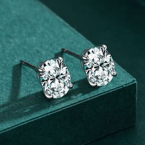 ต่างหูแบบมินิมอลประดับเพชร CZ เงินแท้ S925 ป้องกันการแพ้ ไม่หมองคล้ำ สวยหรู เหมาะสำหรับใส่ทุกวัน เครื่องประดับคุณภาพสำหรับผู้หญิง - Product Image 3