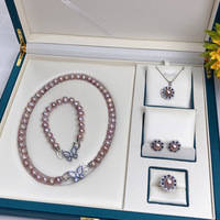 Ensemble de collier élégant en perles d'eau douce naturelles rondes, design papillon, cinq pièces, bijoux, cadeau