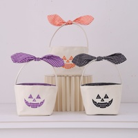 Panier à bonbons d'Halloween en toile avec doublure en coton à carreaux, broderie citrouille, poignée incurvée et nœud à carreaux