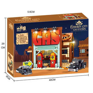 מרכז תיקוני רכב קאובוי סיטי, לבניית דגם רחוב בסגנון רטרו עם תאורה, צעצועי הרכבה חינוכיים לילדים בנים ובנות, עשויים ABS, לגילאים - Product Image 2