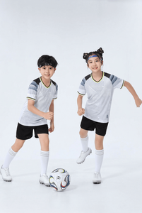 Tenue d'entraînement d'été respirante à manches courtes personnalisée par sublimation avec nom d'équipe pour les organisations sportives locales (unisexe) - Product Image 5