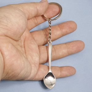 Llavero de cuchara de té de 66x17mm, cadena de aleación de zinc en tono plateado con anilla de 30mm para regalos de cocina para chefs - Product Image 3