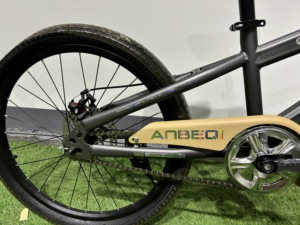 Bicicleta de montaña para niños de acero de alto carbono Nuevo modelo de estudiante con freno de disco para niños - Product Image 3