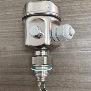 Interruptor de Nivel de Vibración Compacto E+H Nuevo, Modelo FTL50-1M2C0/0 - Product Image 5