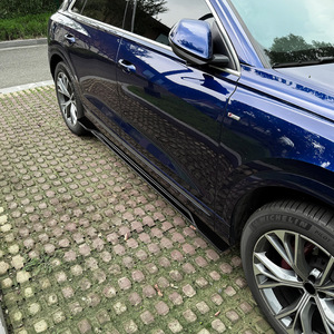 ชุดแต่งสเกิร์ตข้าง Amp-Z สำหรับ Audi Q8 SQ8 Sline ปี 2019+ สีดำเปียโน ลายคาร์บอนไฟเบอร์ ผิวขัดเงา - Product Image 1