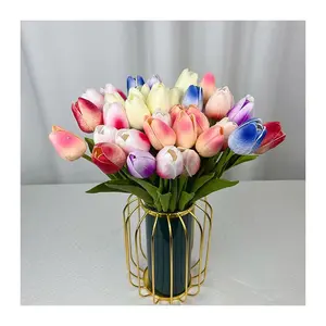 Vente en gros directe de bonne qualité, un seul décor de tulipe en caoutchouc souple, fleurs artificielles d'extérieur