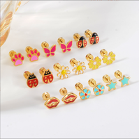 Anting-anting stud enamel warna-warni dari stainless steel, motif kucing lucu, bunga, bintang, antialergi, tahan air, perhiasan untuk wanita