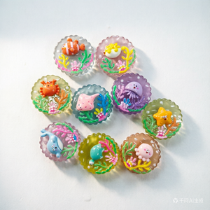 Lote de 100 Piezas de Figuras de Animales Marinos Artificiales de Resina que Brillan en la Oscuridad, Surtido de Peces, Estrellas de Mar y Cangrejos, Adornos Navideños - Product Image 2