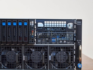 Serveur Rack 4U double socket AMD EPYC série 9005 ESC8000A-E13P 8 NVMe/2 dissipateurs thermiques/4 alimentations 3200W/Kit rail - Product Image 5