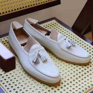 Chaussures mocassins légères, respirantes et antidérapantes pour hommes, idéales pour le bureau et les soirées, à bout carré et semelle en caoutchouc, style bateau, collection 2025 - Product Image 5